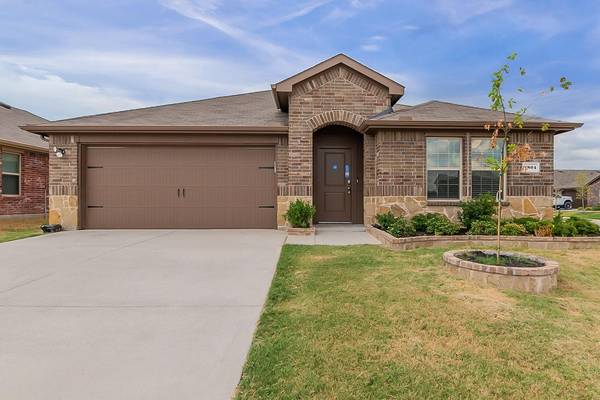 1804 Strongbark Drive, Royse City, TX 75189