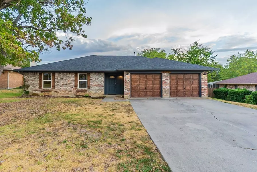 2512 Chaparral Court, Denton, TX 76209