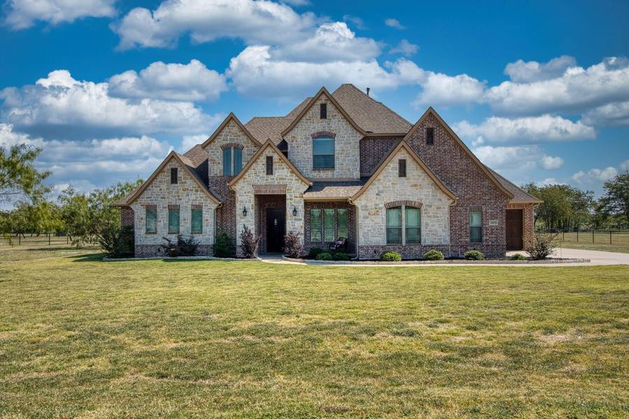 5021 White Pine Drive, Royse City, TX 75189