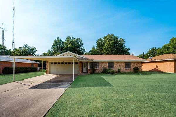 104 Daniel Drive, Kerens, TX 75144