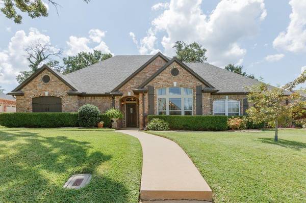 2120 Deer Run, Denison, TX 75020