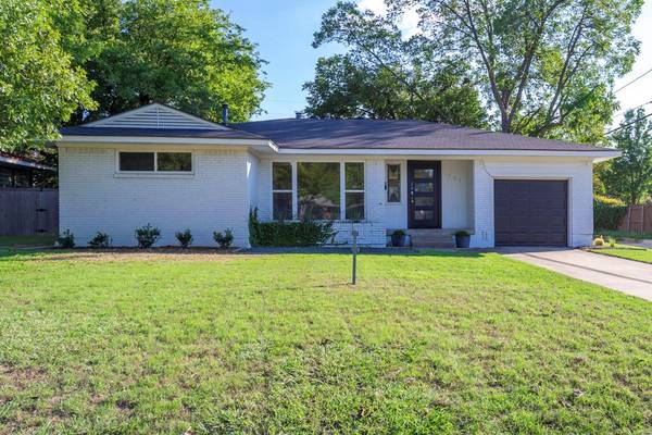 731 Devonshire Drive, Richardson, TX 75080