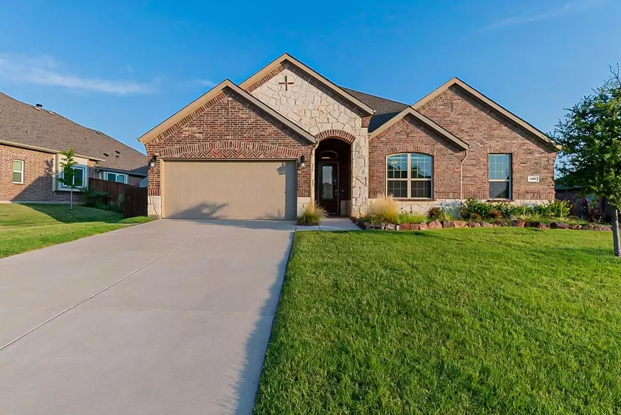 408 Martingale Drive, Oak Point, TX 75068