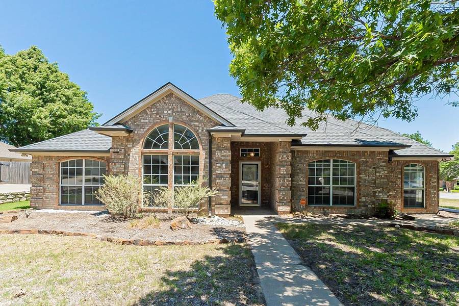 921 Jonathan Court, Weatherford, TX 76086