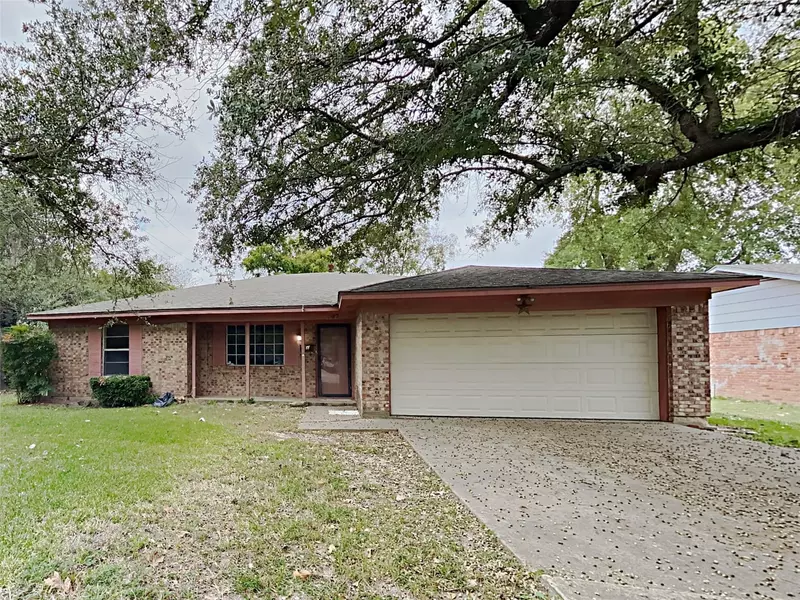 307 Walnut Street, Terrell, TX 75160