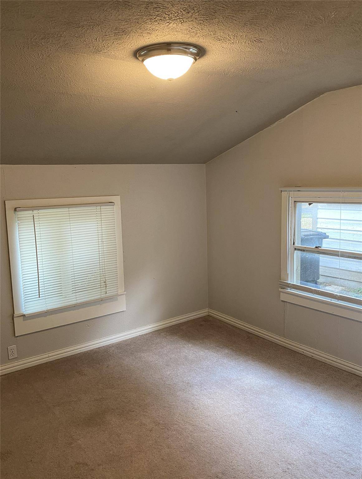 Cleburne, TX 76033,610 Odell Street