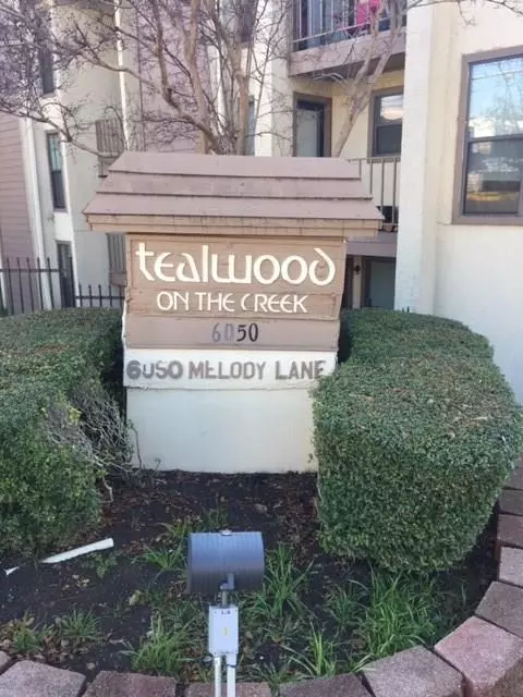 Dallas, TX 75231,6050 Melody Lane #323