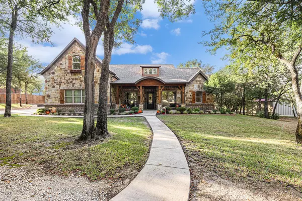 110 Oak Hills Court,  Paradise,  TX 76073