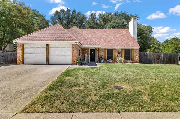 1627 Spring Meadow Lane, Flower Mound, TX 75028