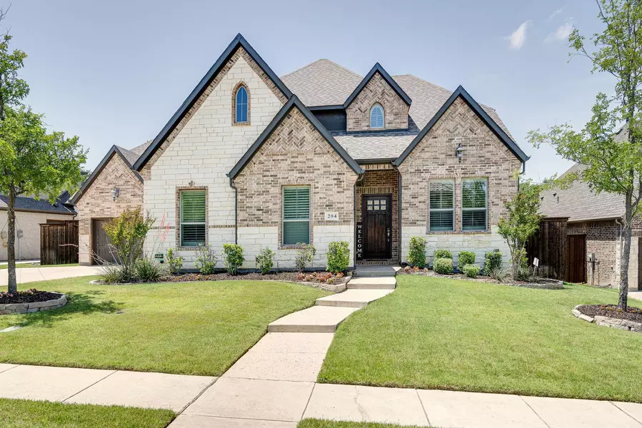 204 Chisholm Trail, Highland Village, TX 75077