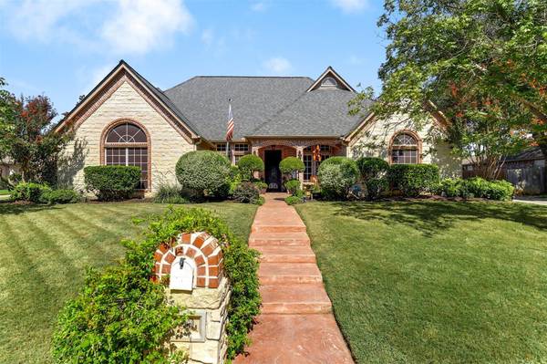 430 Valley View Court, Aledo, TX 76008