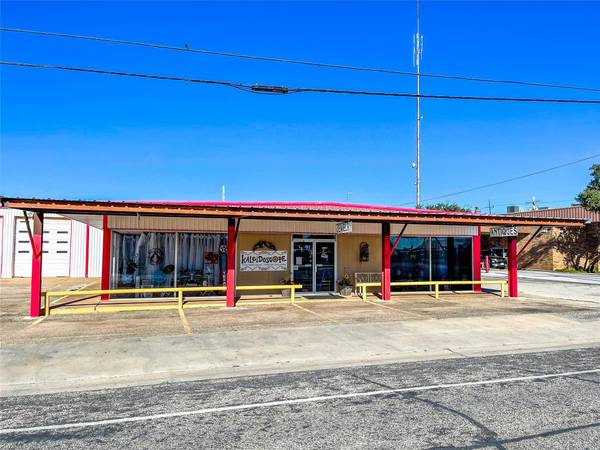 206 S Avenue E, Haskell, TX 79521