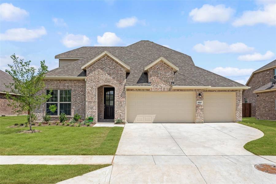 904 Newberry Lane, Royse City, TX 75189