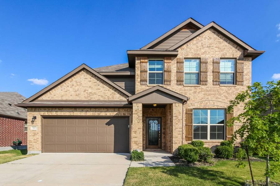 921 Bird Creek Drive, Little Elm, TX 75068