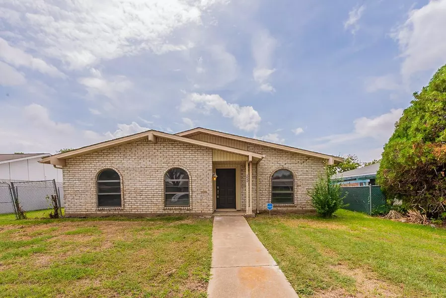 5040 Nash Drive, The Colony, TX 75056