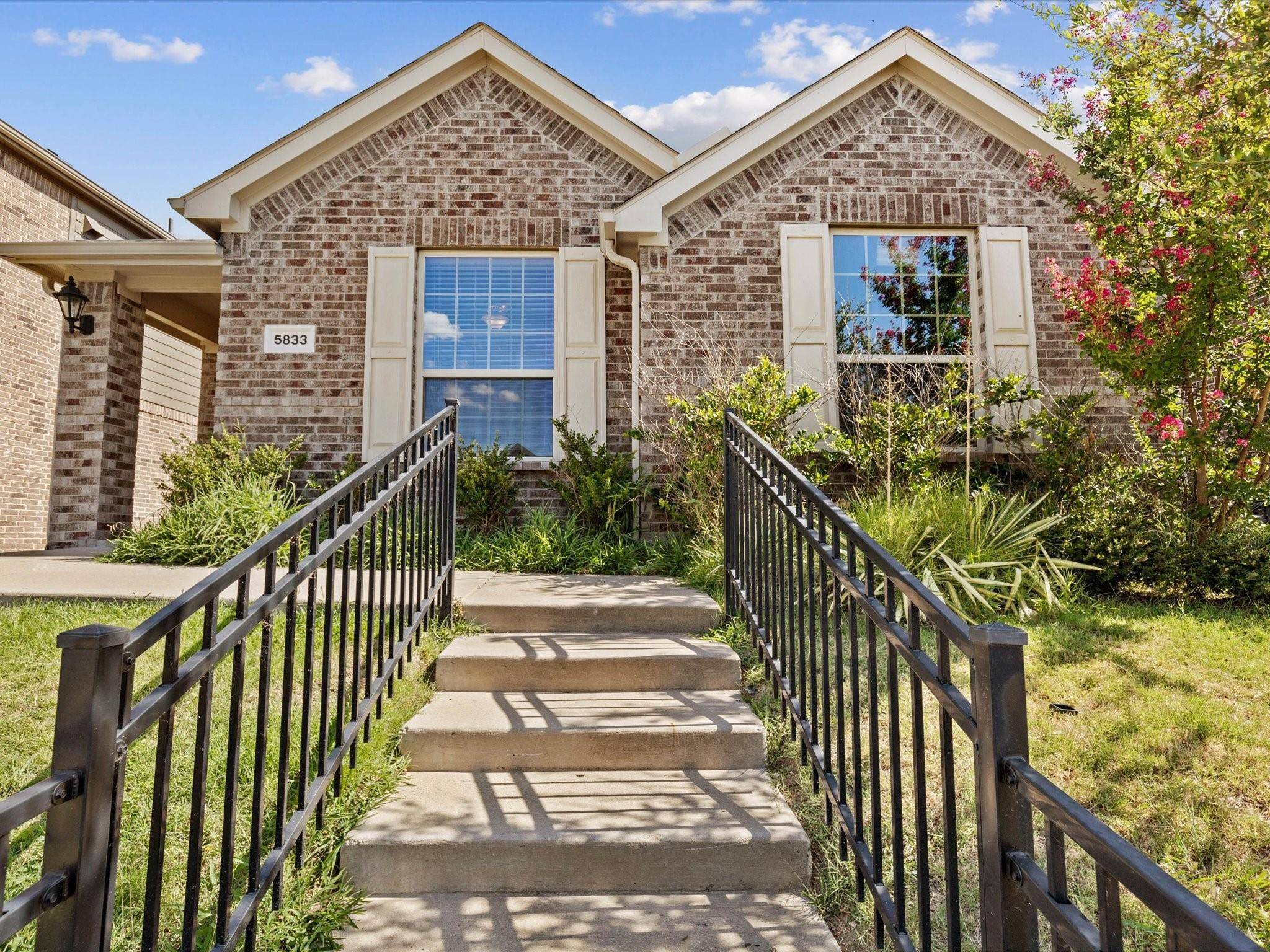 5833 Bindweed Street, Fort Worth, TX 76123