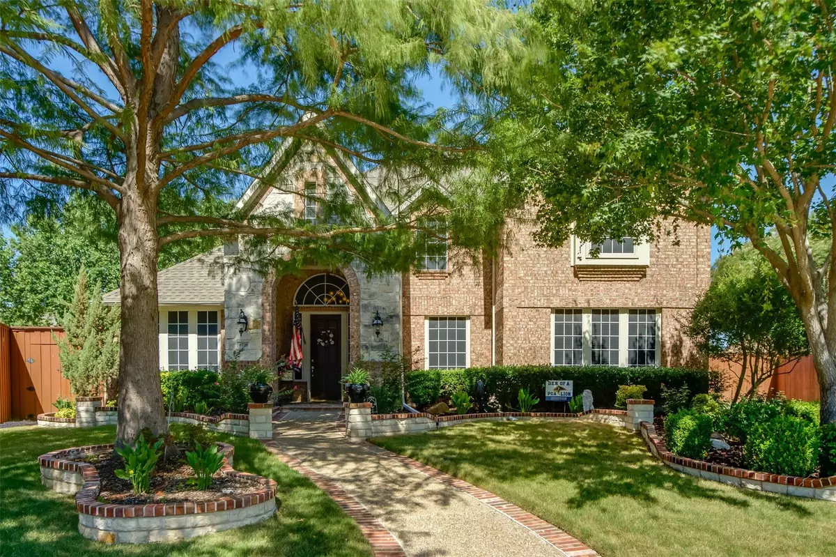 Plano, TX 75024,8729 Mandevilla Drive