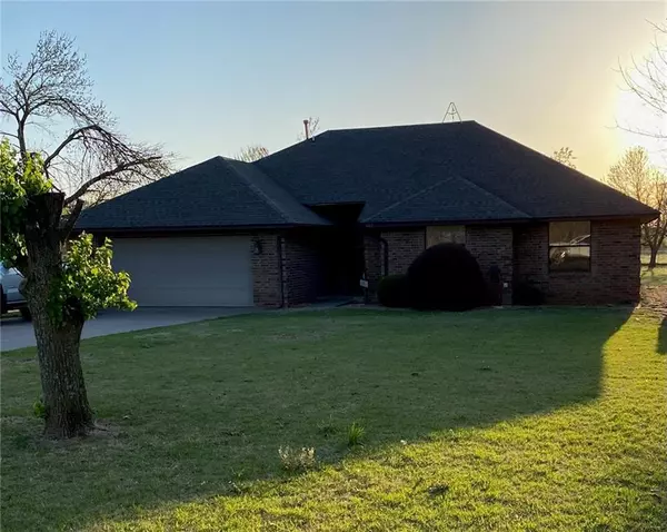 103 Suzan Road, Tuttle, OK 73089