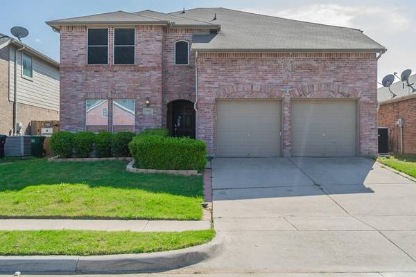 13805 Rustler Pass Ranch Road, Fort Worth, TX 76262