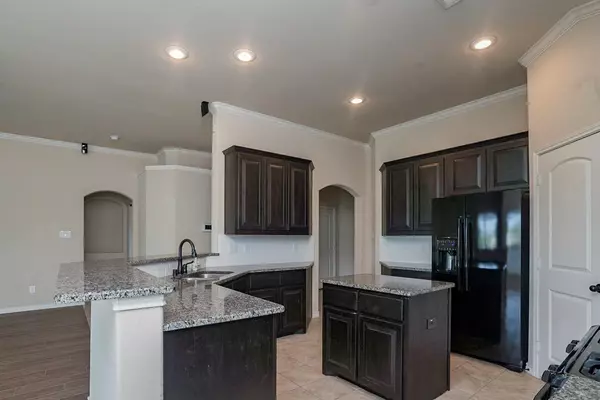 Fort Worth, TX 76179,6012 Beachview Lane