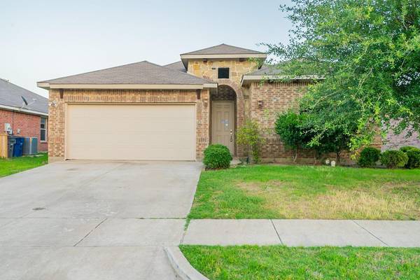 1743 Park Trails Boulevard, Princeton, TX 75407