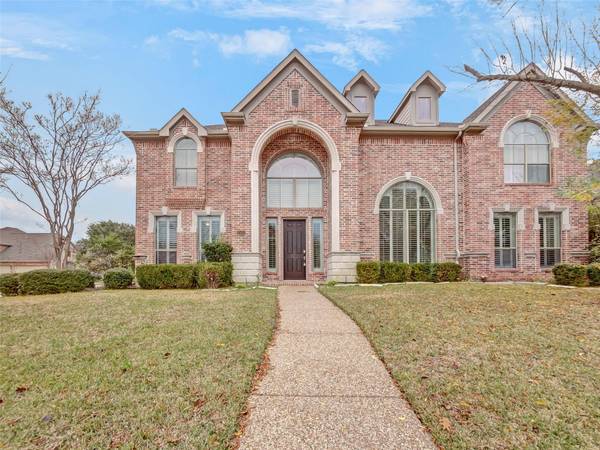 2533 Mosswood Drive, Carrollton, TX 75010