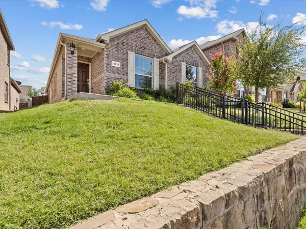 Fort Worth, TX 76123,5833 Bindweed Street