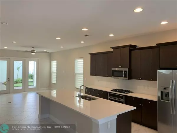 Palm Beach Gardens, FL 33418,4006 Faraday Way