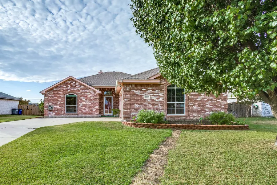 3006 Creek Hollow Drive, Sachse, TX 75048