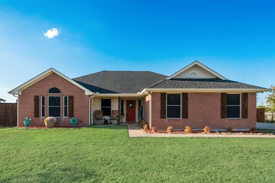 653 Gibson Road, Waxahachie, TX 75165