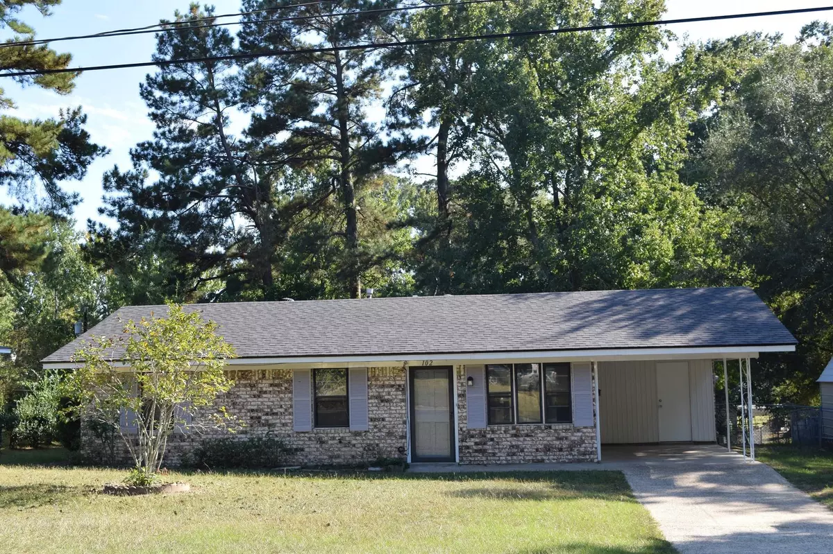 Minden, LA 71055,102 Berry Drive