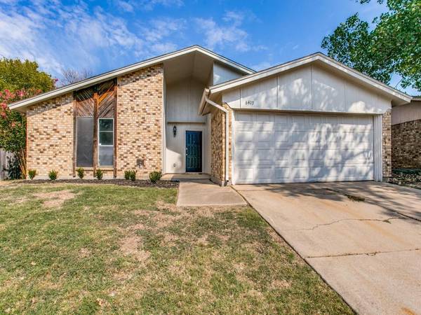 6413 Rebecca Lane, Watauga, TX 76148