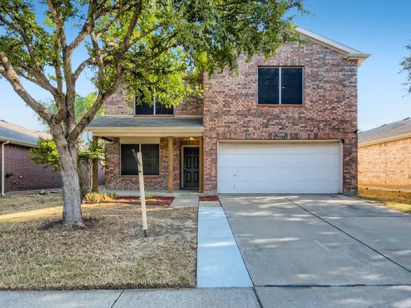 9009 Sagebrush Trail, Cross Roads, TX 76227