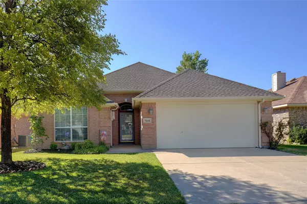 9144 Winding River Drive, Fort Worth, TX 76118