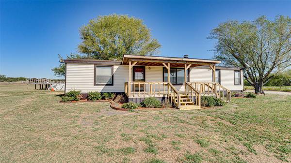 8522 NE County Road 1040, Rice, TX 75155