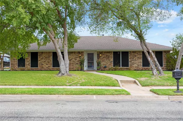 1725 Archer Drive, Sherman, TX 75092