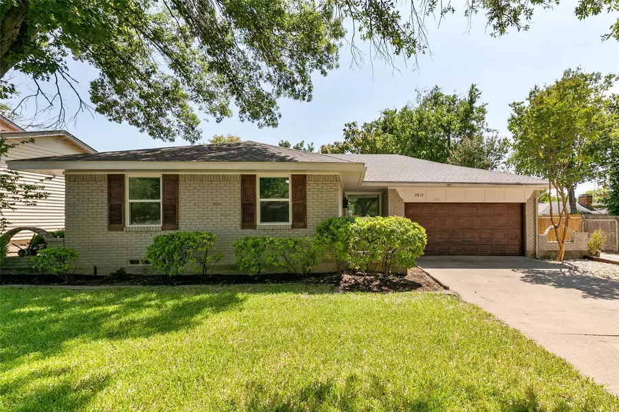 2612 Lakeland Drive, Dallas, TX 75228