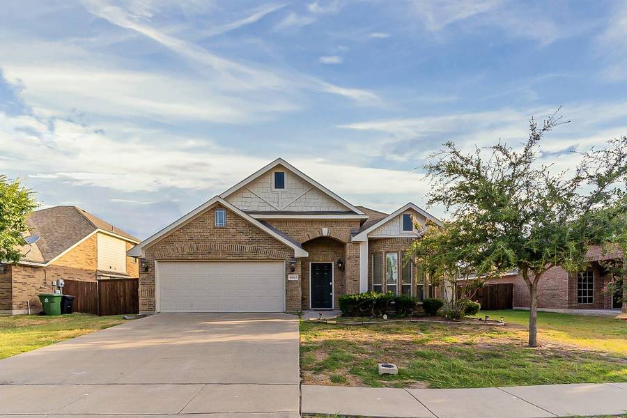 4603 Oakview Drive, Mansfield, TX 76063