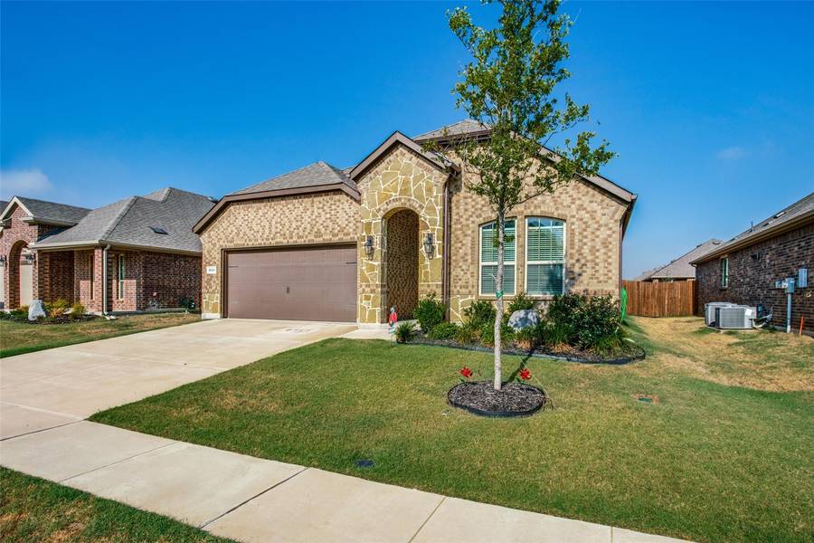 3021 Cobalt Drive, Aubrey, TX 76227