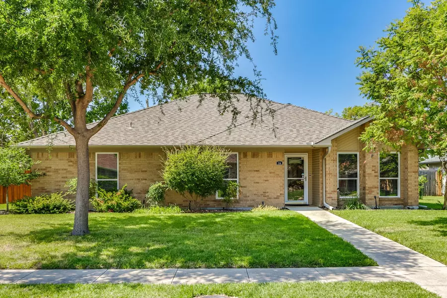 216 Simmons Drive, Coppell, TX 75019