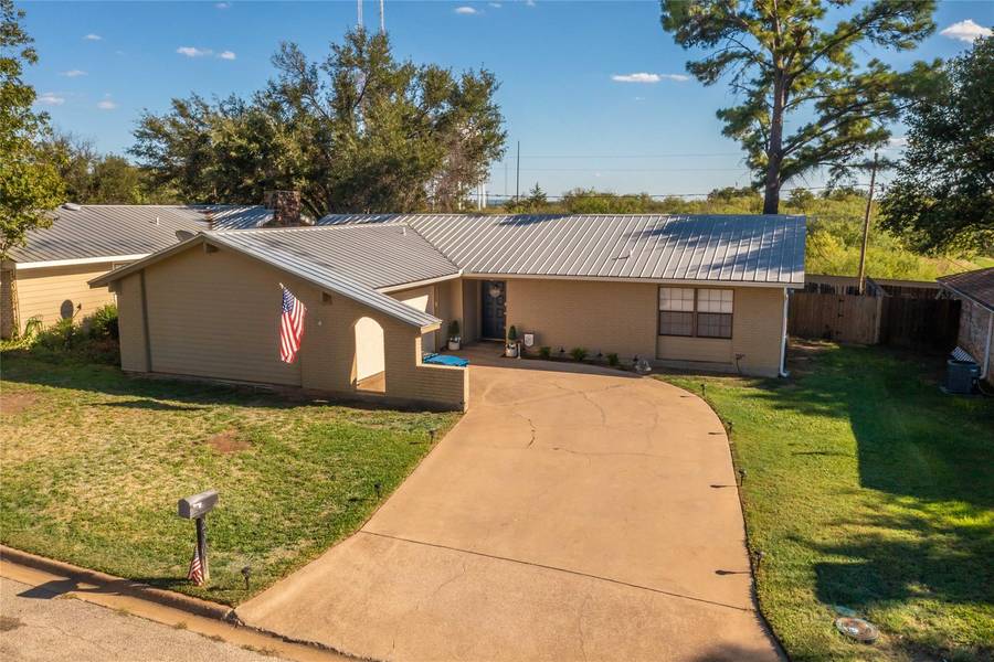 2305 Sha Lane, Breckenridge, TX 76424