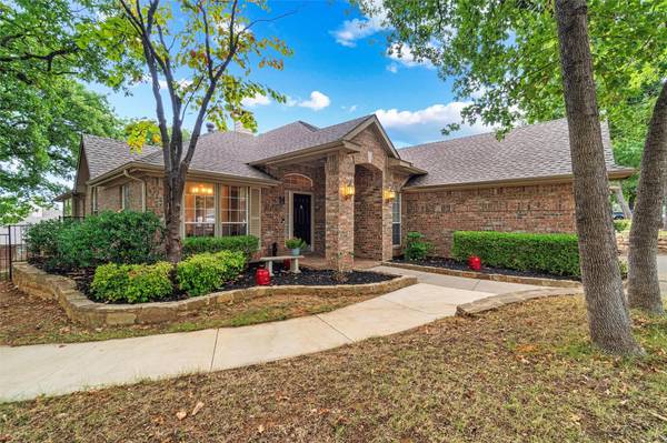 2201 Knoll Ridge Drive, Corinth, TX 76210