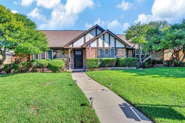 3205 Winchester Drive, Plano, TX 75075