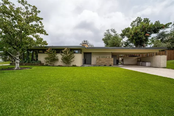 7846 Yamini Drive, Dallas, TX 75230