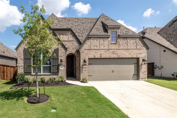 12204 Beatrice Drive, Fort Worth, TX 76052