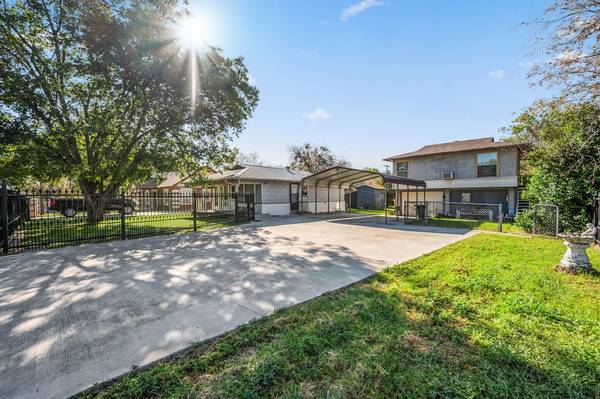 5515 Landino Street, Sansom Park, TX 76114