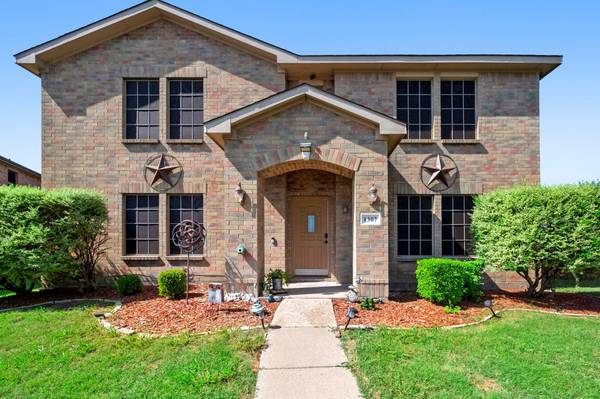 1307 White Tail Ridge,  Cedar Hill,  TX 75104