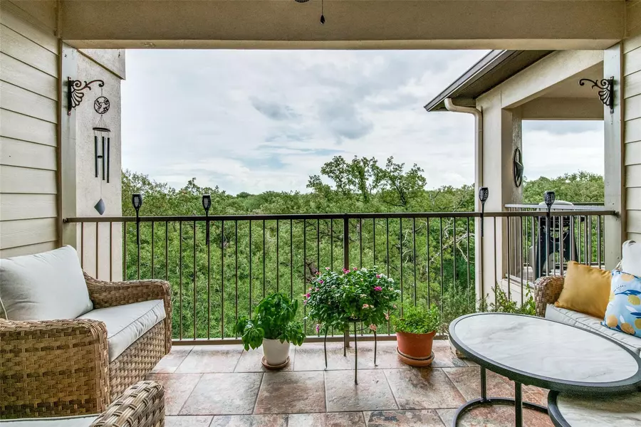 500 Waters Edge Drive #135, Lake Dallas, TX 75065