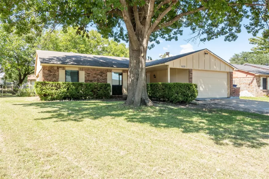 1609 Lyric Drive, Garland, TX 75040