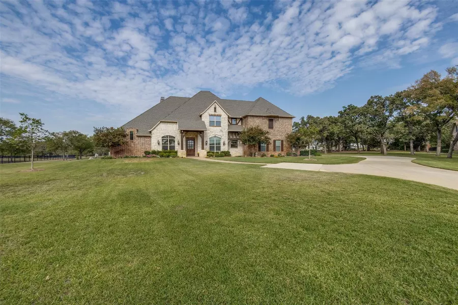 635 Manor Drive, Argyle, TX 76226